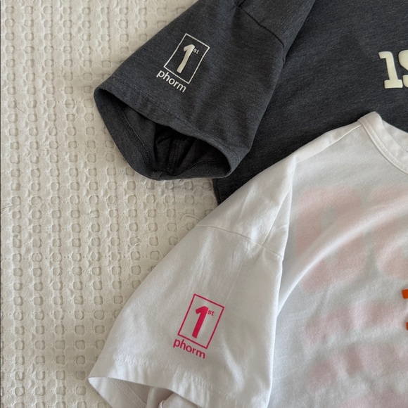 1st Phorm Graphic cropped tees (2) - Picture 2 of 5